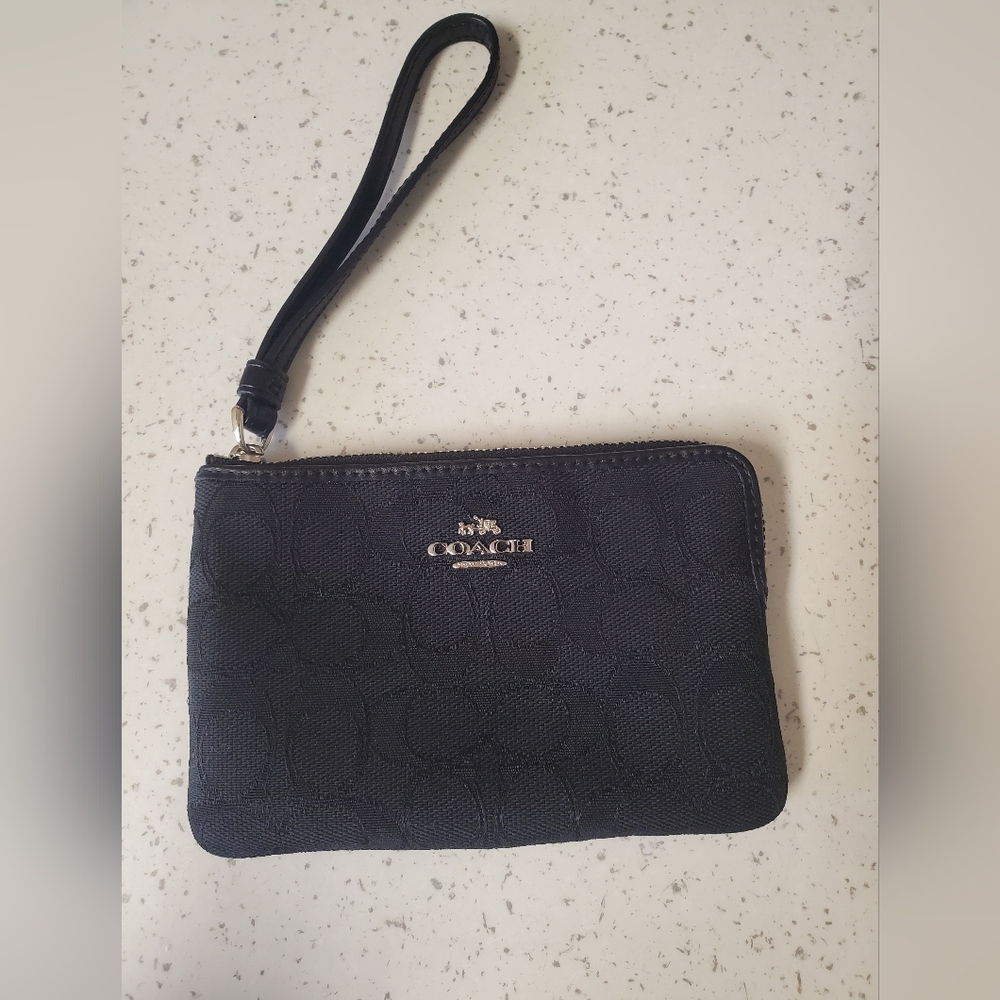 Coach Corner Zip Wristlet